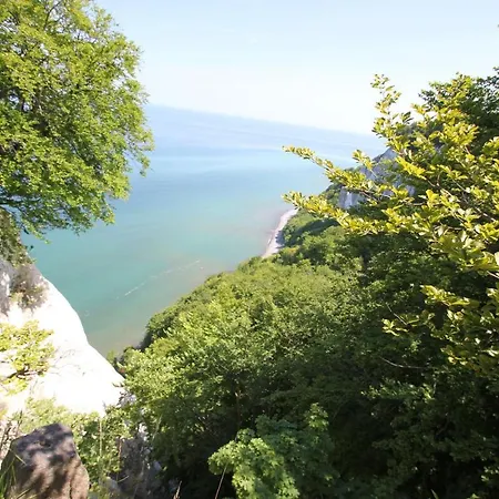 Ferienwohnung Ostseestern Fewo Nr 01 * Wiek auf Rügen